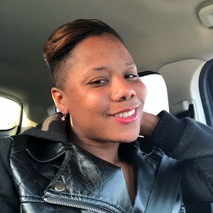 Meet your Posher, Valerie